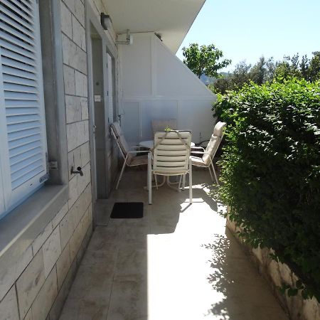 Apartments Kalina Jelsa  Bagian luar foto