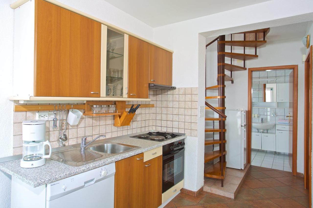 Apartments Kalina Jelsa  Bagian luar foto